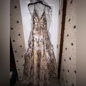 Gold prom dress size 5